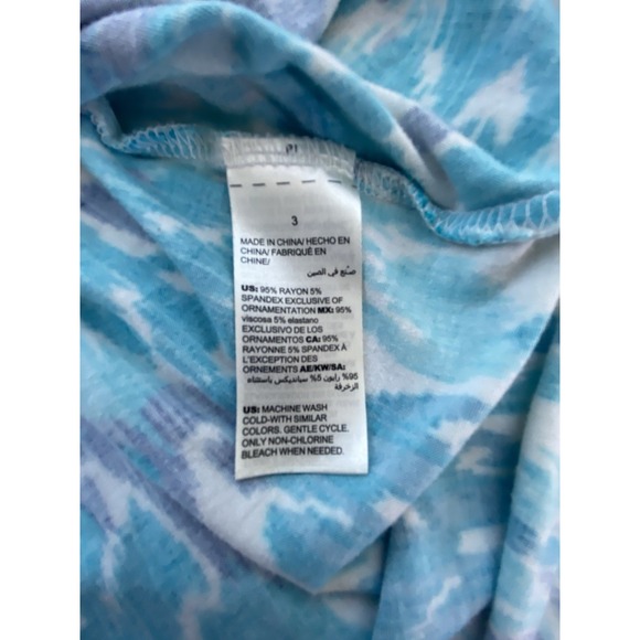 Chico's Top Artful IKAT Asymmetrical Crochet Hem Mysterious Blue Size 3 - Picture 7 of 7